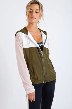 JAS Kaki SKIP ZOOMING