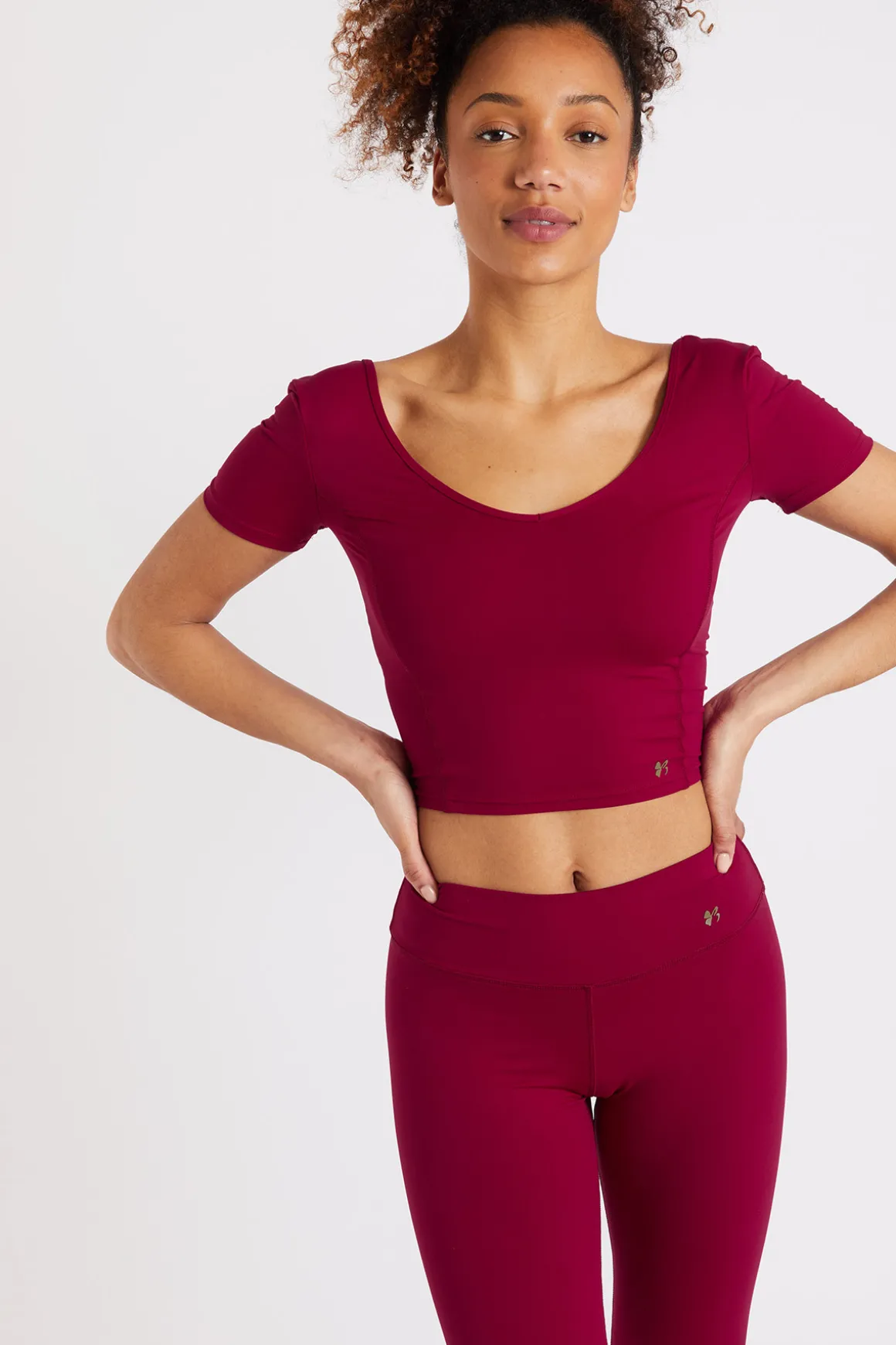 T-shirt Rood MANTRA WELLNESS