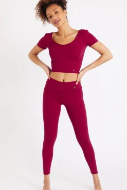 T-shirt Rood MANTRA WELLNESS