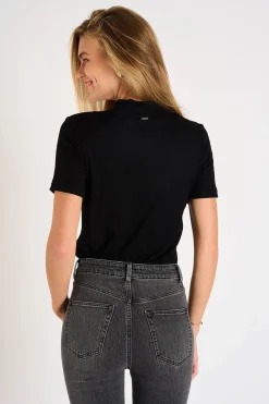 T-shirt Zwart CALEEN TRAVIS